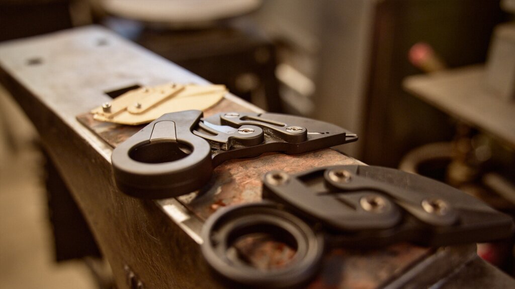 A shallow depth of field photo of a Provoke knife.